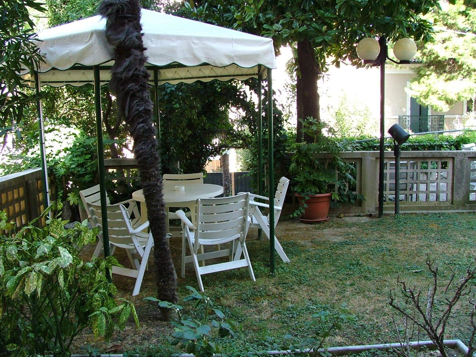 Hotel Torretta Cattolica Ngoại thất bức ảnh
